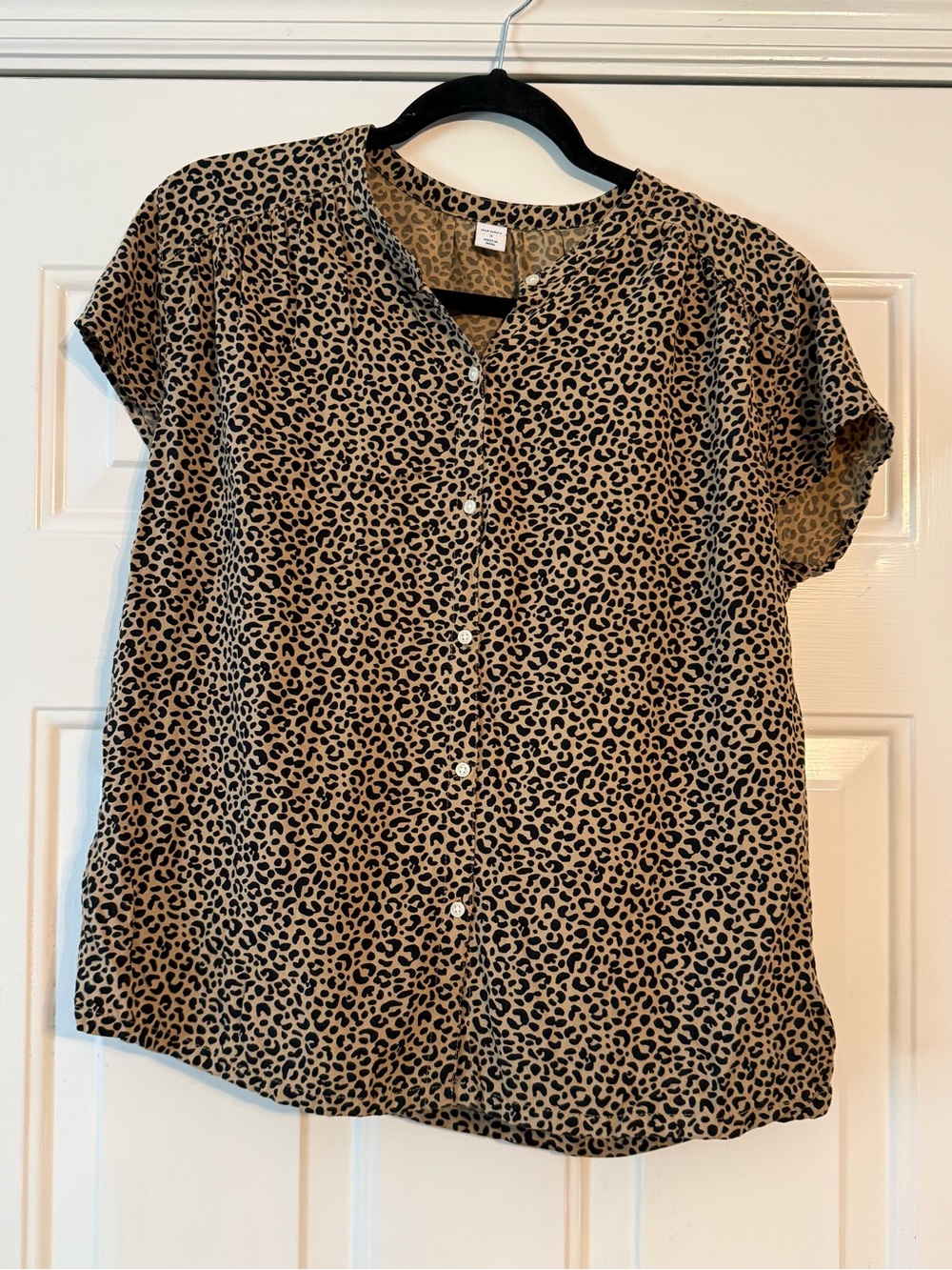 Old Navy Leopard Print Button-Front Short Sleeve Top - Tan and Black